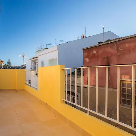 B34 - Townhouse In *