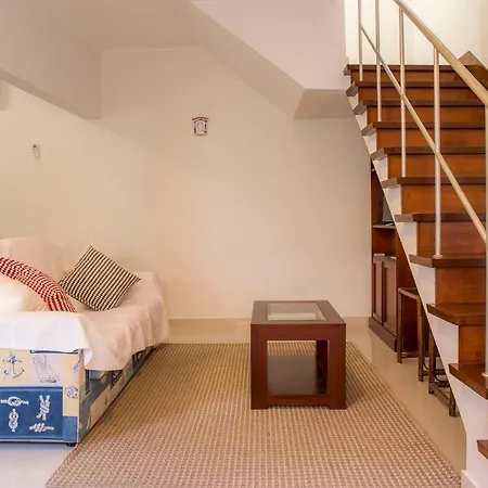 B34 - Townhouse In * 라고스