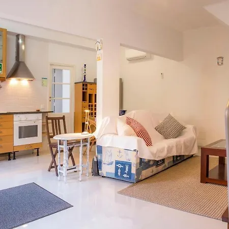 B34 - Townhouse In *