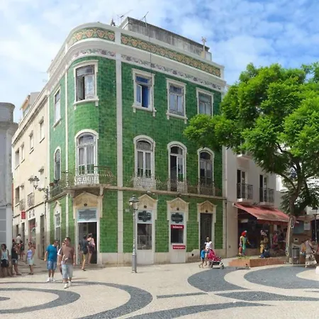 B34 - Townhouse In *